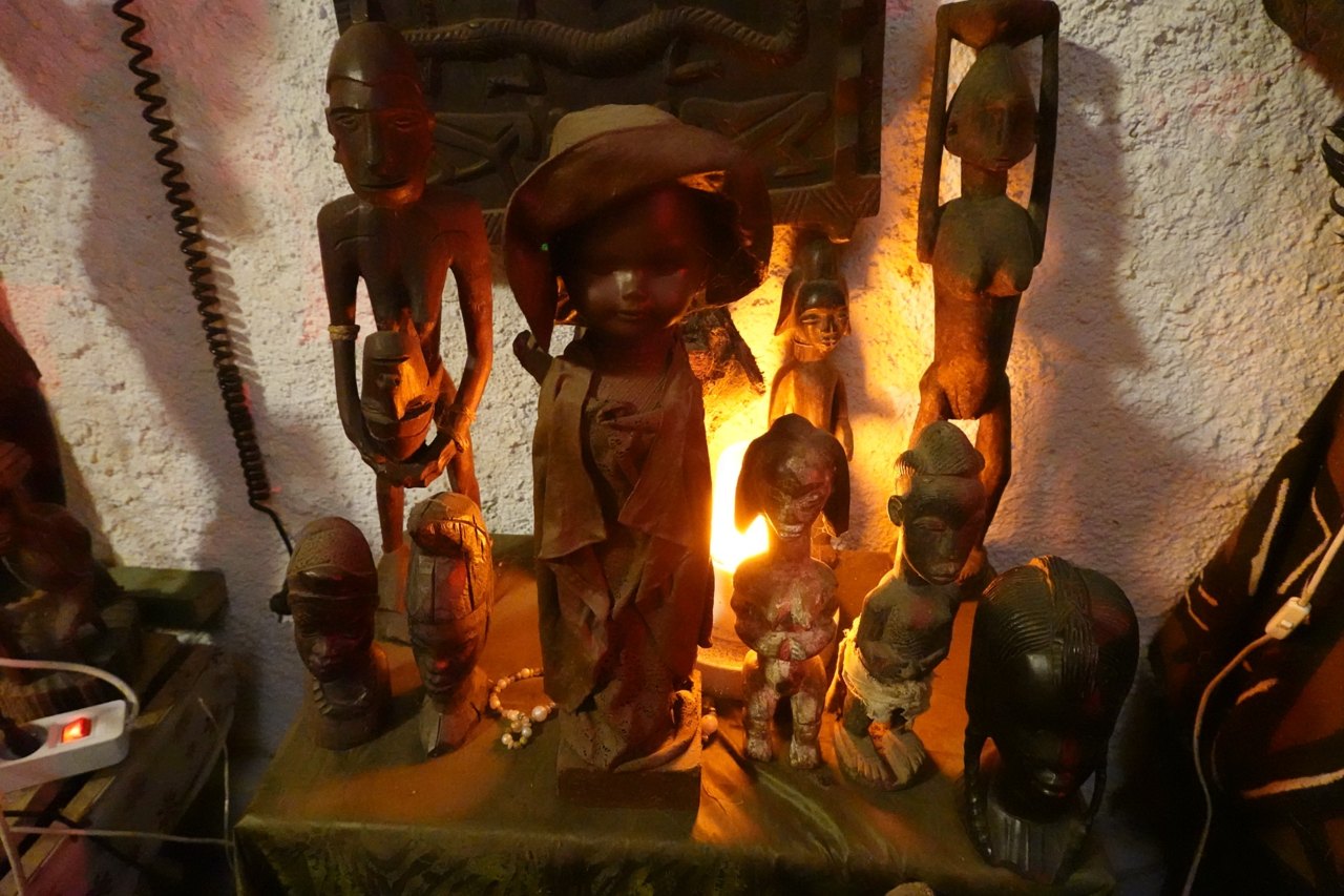 Details of the African ritual objects in the theatre