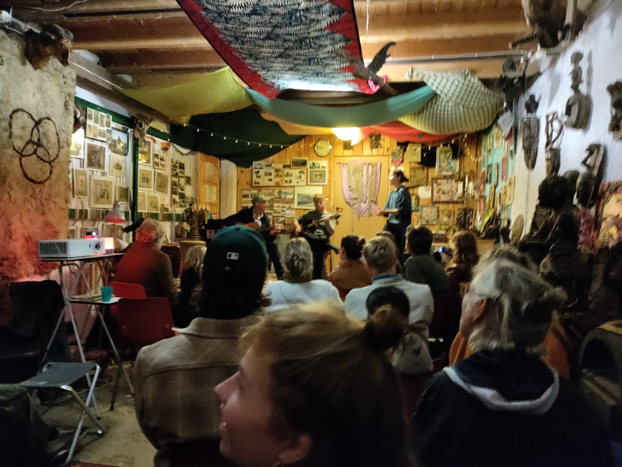 Audience at a Dreamtime Theatre performance